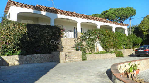 Villa de alto standing en venta en Sant Feliu de Guixols