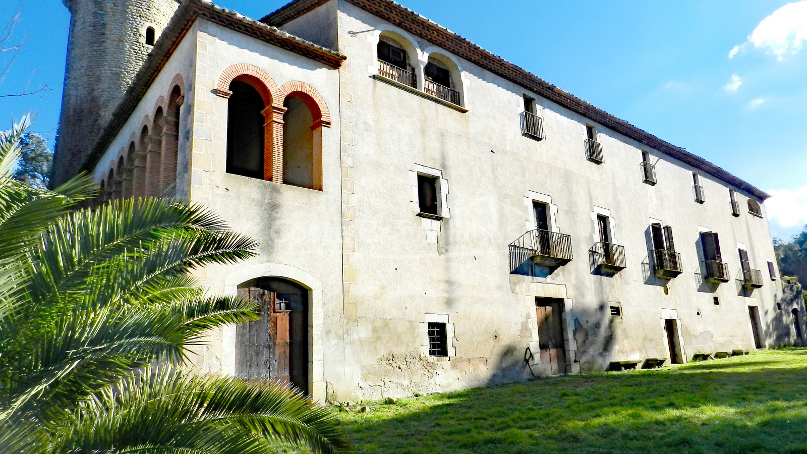 Exclusiva propietat amb origen al segle XV en venda al Baix Empordà