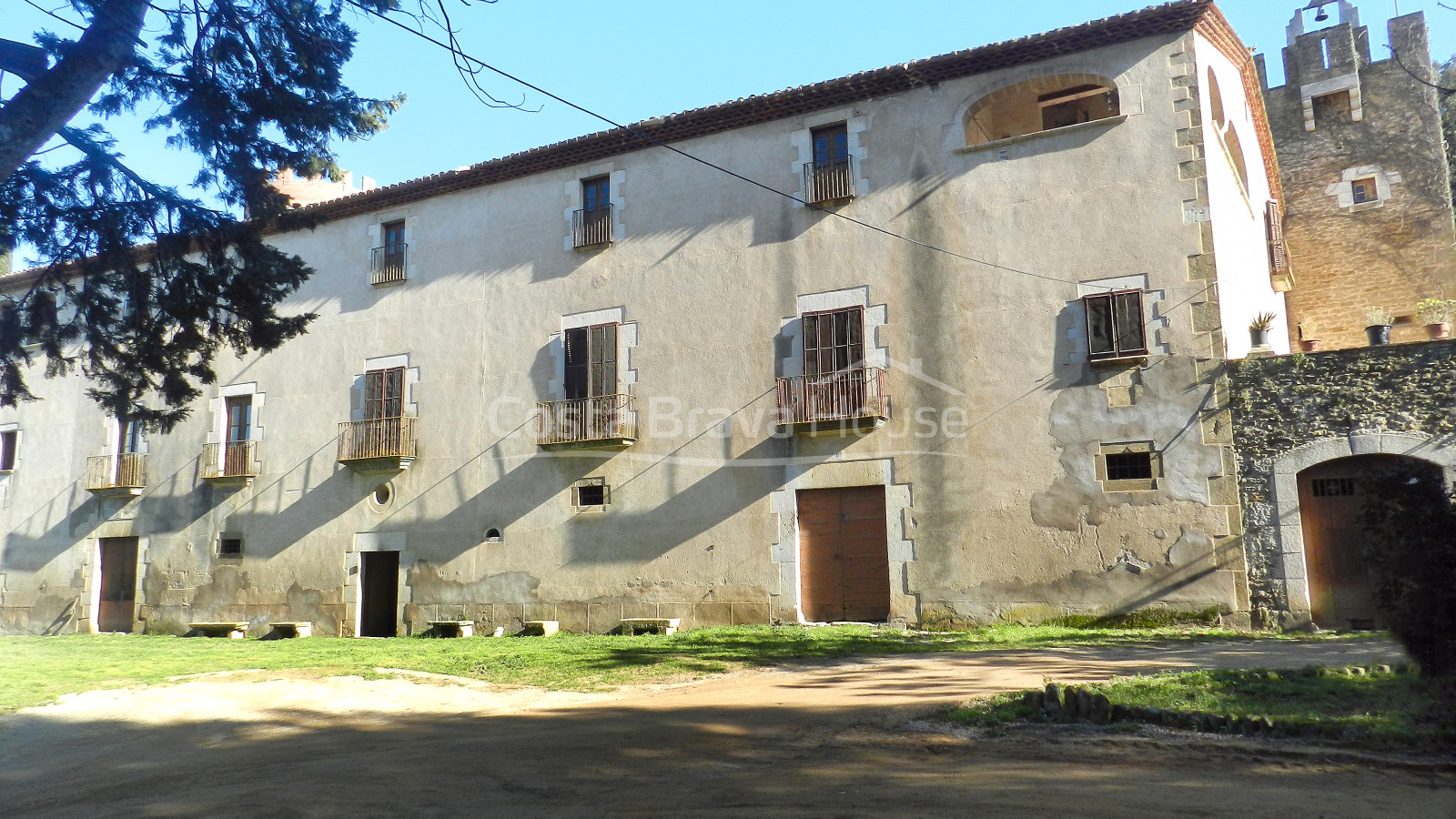 Propriété exclusive du XVe siècle à vendre dans le Baix Empordà