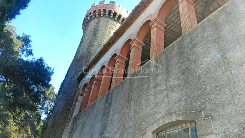 Propriété exclusive du XVe siècle à vendre dans le Baix Empordà