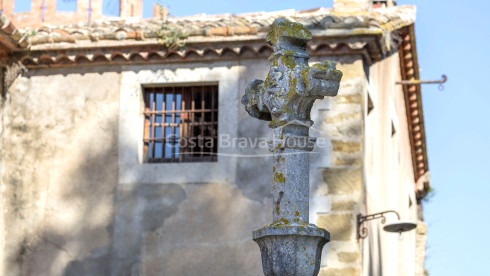 Propriété exclusive du XVe siècle à vendre dans le Baix Empordà