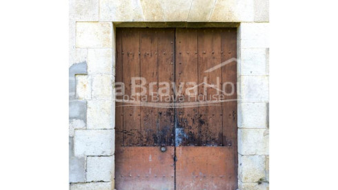 Exclusieve woning uit de 15e eeuw te koop in de Baix Empordà