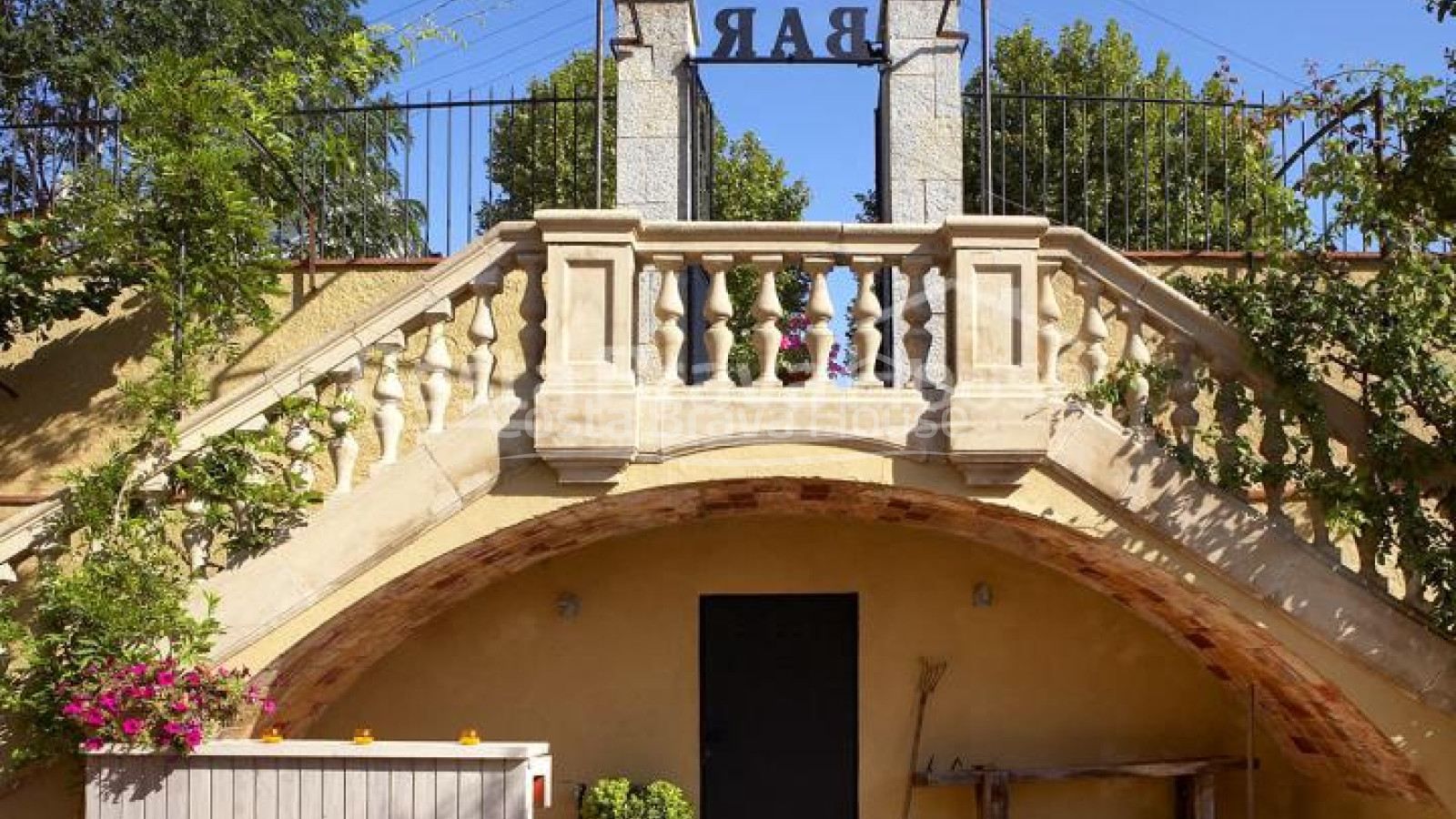 Hotel boutique de 5 habitacions en venda al Baix Empordà