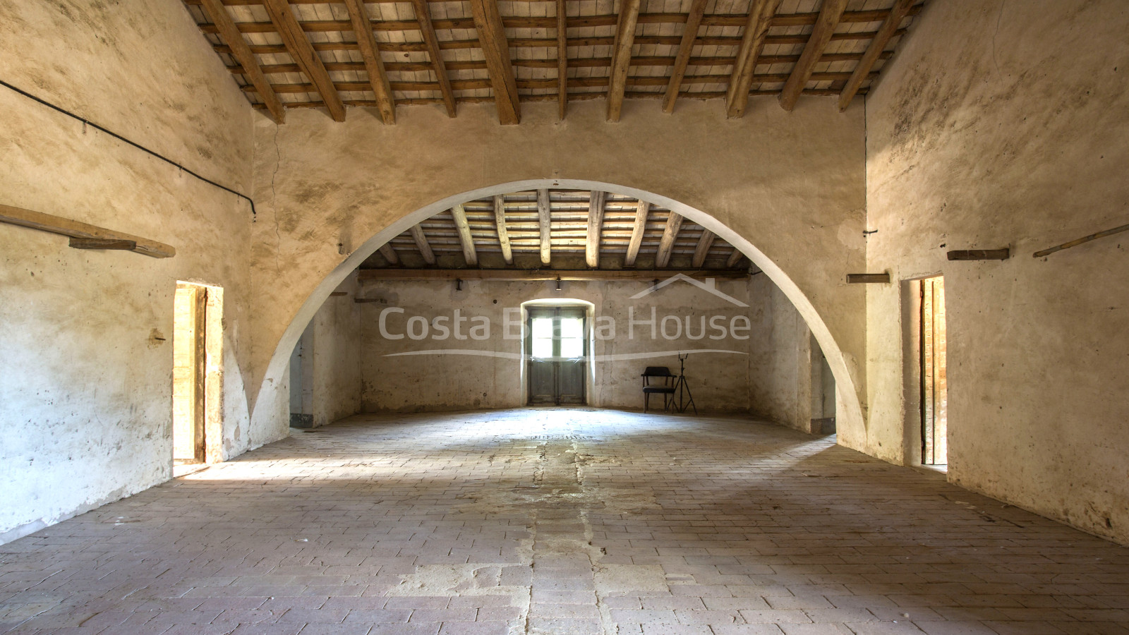 Exclusieve woning uit de 15e eeuw te koop in de Baix Empordà