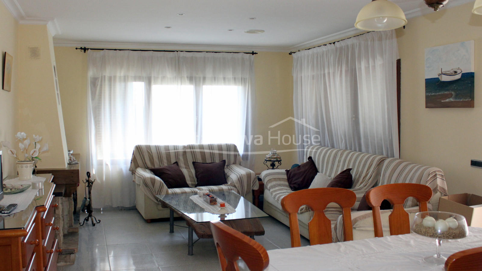 Villa with pool for sale near Begur and its beaches