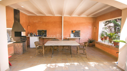 Very exclusive modernist villa for sale in the centre of Palafrugell