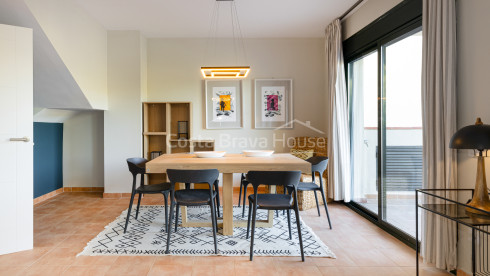 Appartement avec terrasse et piscine à Begur, à 5 minutes de la plage Sa Riera