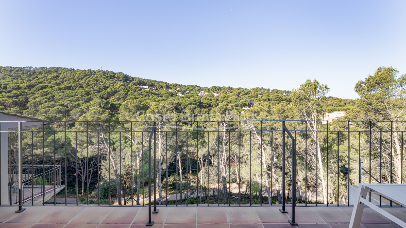 Appartement avec terrasse et piscine à Begur, à 5 minutes de la plage Sa Riera