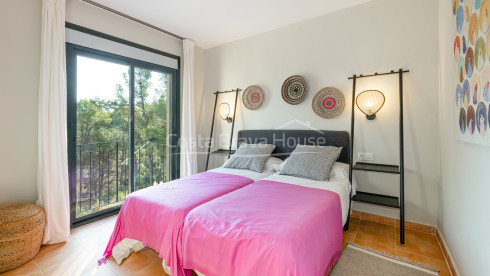 Appartement avec terrasse et piscine à Begur, à 5 minutes de la plage Sa Riera