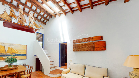 Charming house in Begur city center