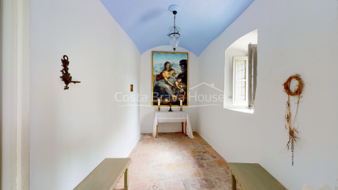 Spectaculair stenen huis in Cruilles