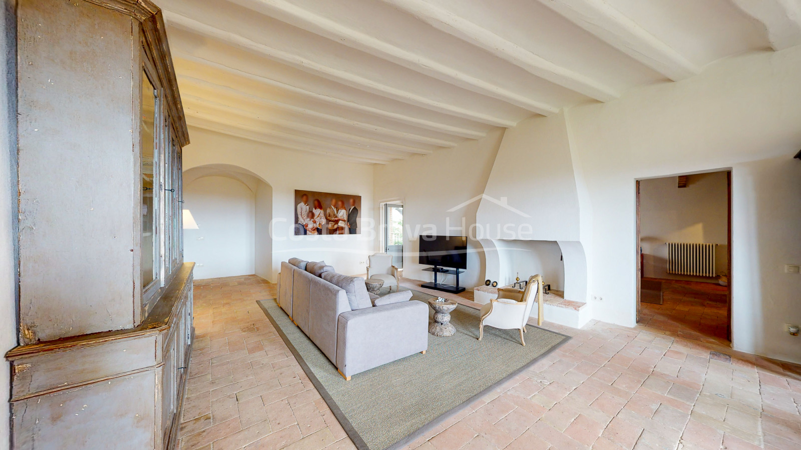 Spectaculair stenen huis in Cruilles
