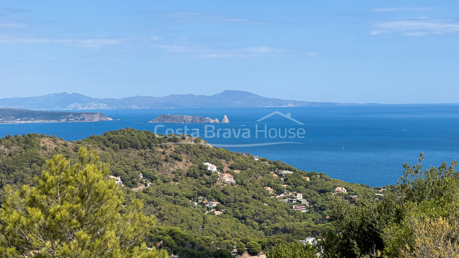 Plot with sea views in Begur Sa Tuna La Borna