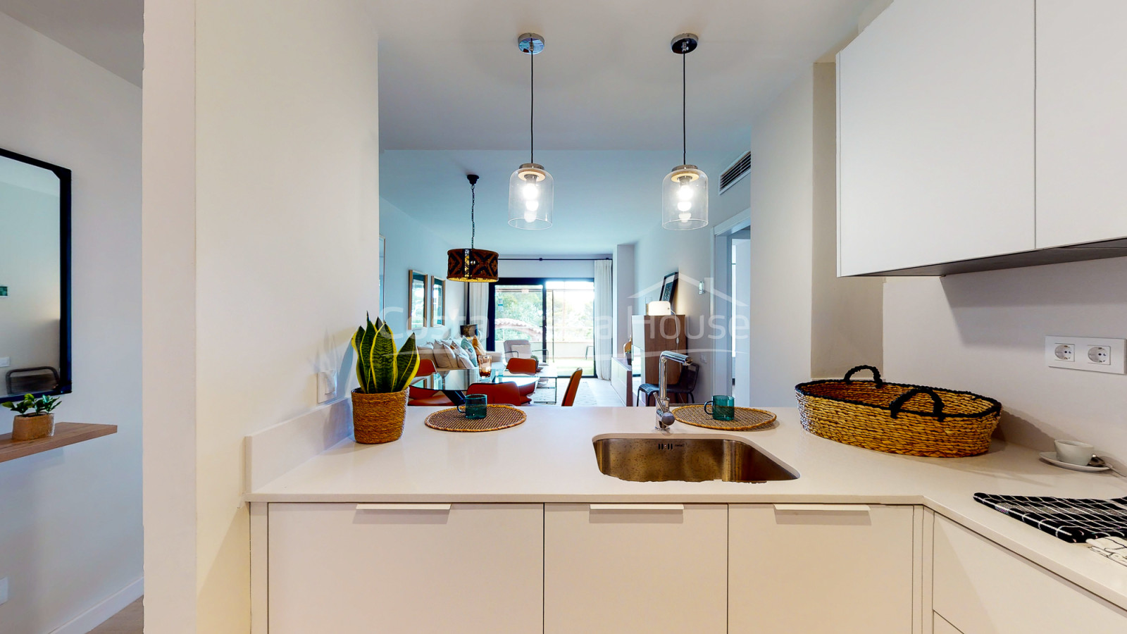 New construction apartment between Begur and Pals with sea views, pool and garage