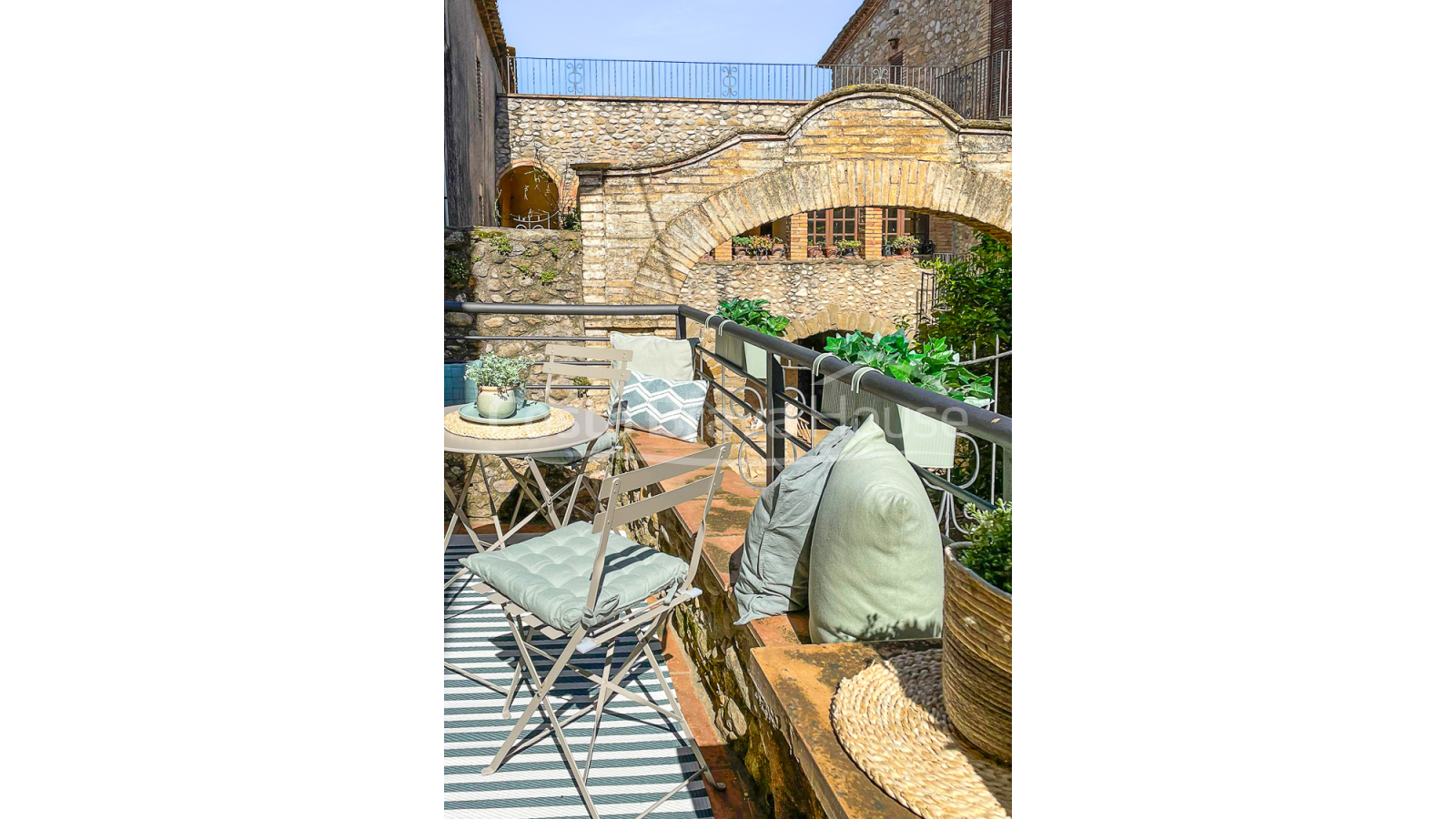 Charming stone house in the center of Vilaür, Alt Empordà