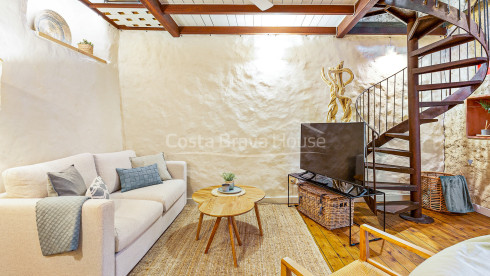 Encantadora casita de piedra en el centro de Vilaür, Alt Empordà