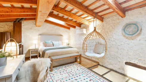 Charming stone house in the center of Vilaür, Alt Empordà