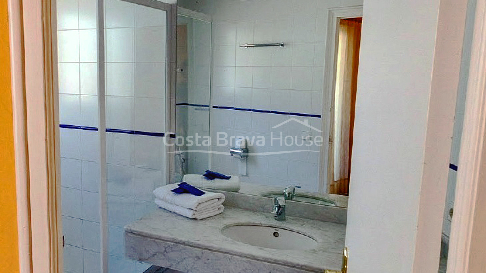 Hotel de 8 habitaciones en venta en Tamariu, Costa Brava