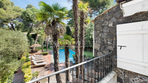 Luxury villa in Llafranc just a few steps from the beach and yacht harbor