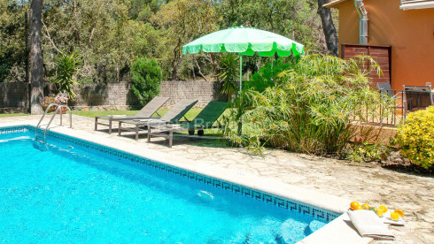 Casa amb piscina i jardí a Llafranc a 5 min amb cotxe de la platja