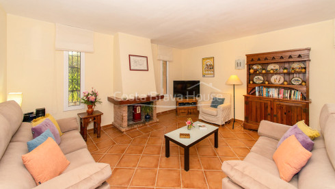 House with pool and garden in Llafranc, 5 minutes by car from the beach