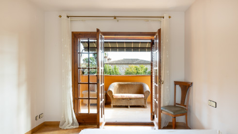 Attractive house with pool and 1600 m² of land for sale in Mont-ras