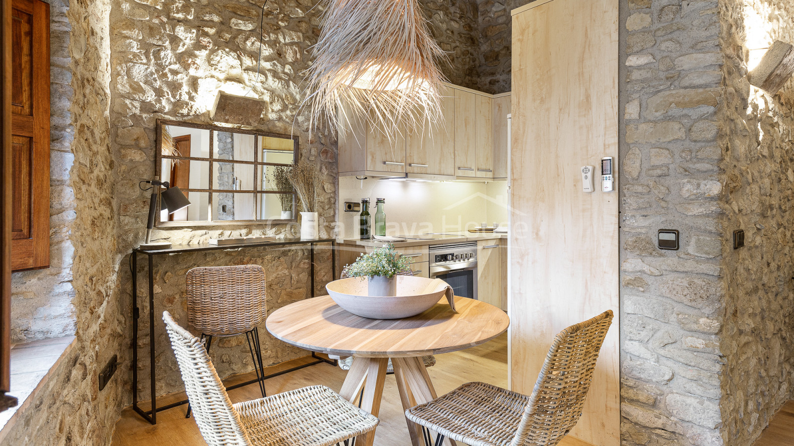 Old stone barn tuned into a charming rustic home in Jafre, Baix Empordà