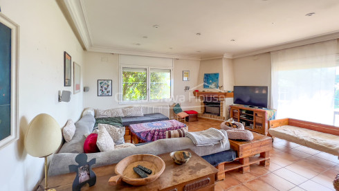 Casa con jardín en venta en la urbanización Residencial Begur