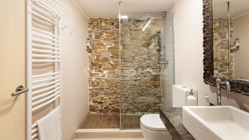 Boutique hotel in refurbished Indian mansion in the centre of Begur