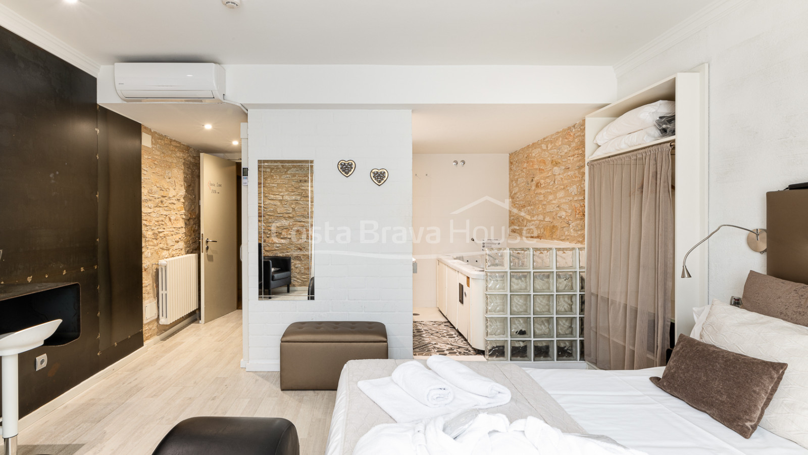 Hôtel de charme dans un manoir indien rénové, au centre de Begur.