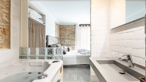 Hôtel de charme dans un manoir indien rénové, au centre de Begur.
