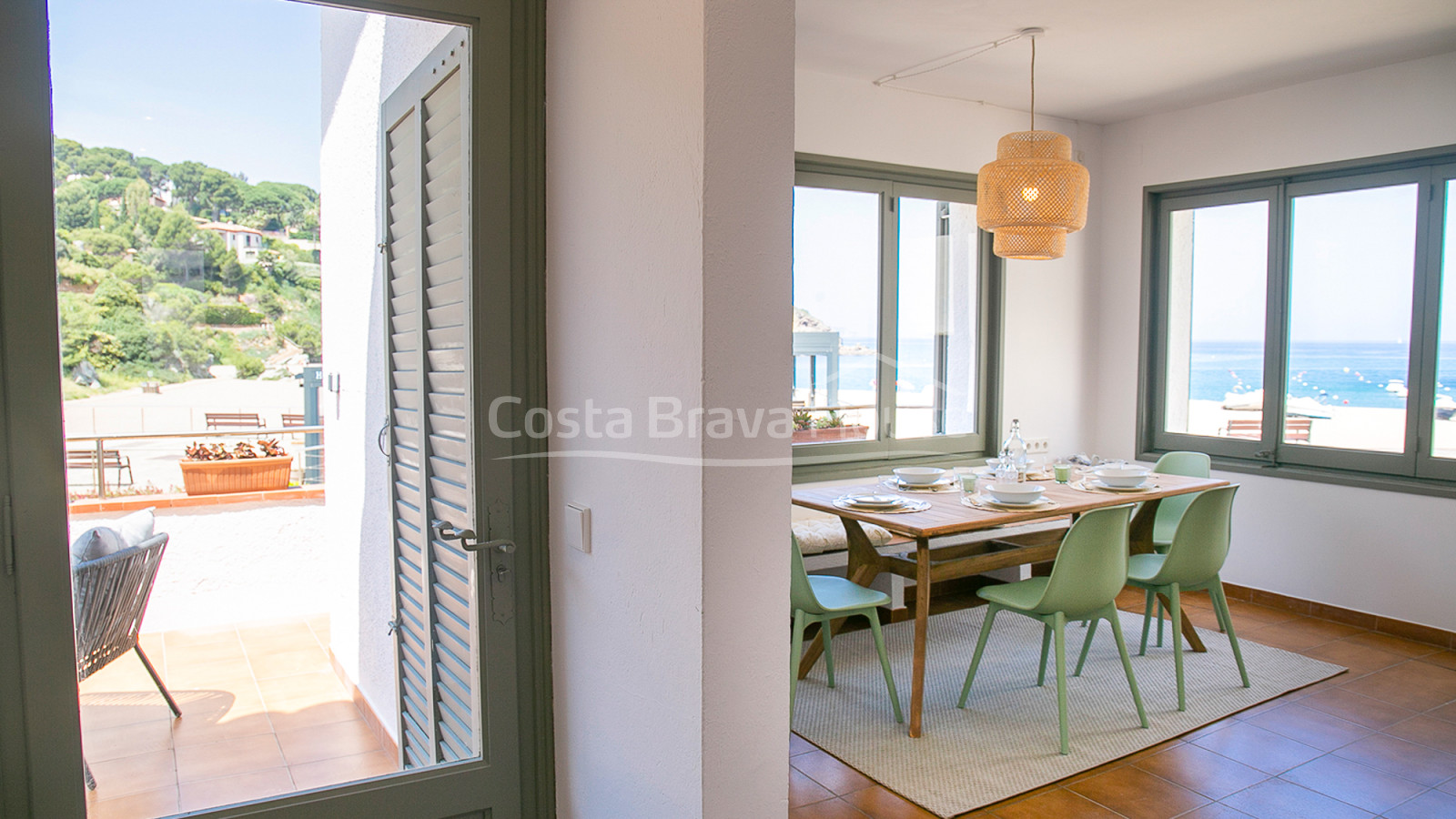 Exceptional property in beachfront for sale in Sa Riera, Begur