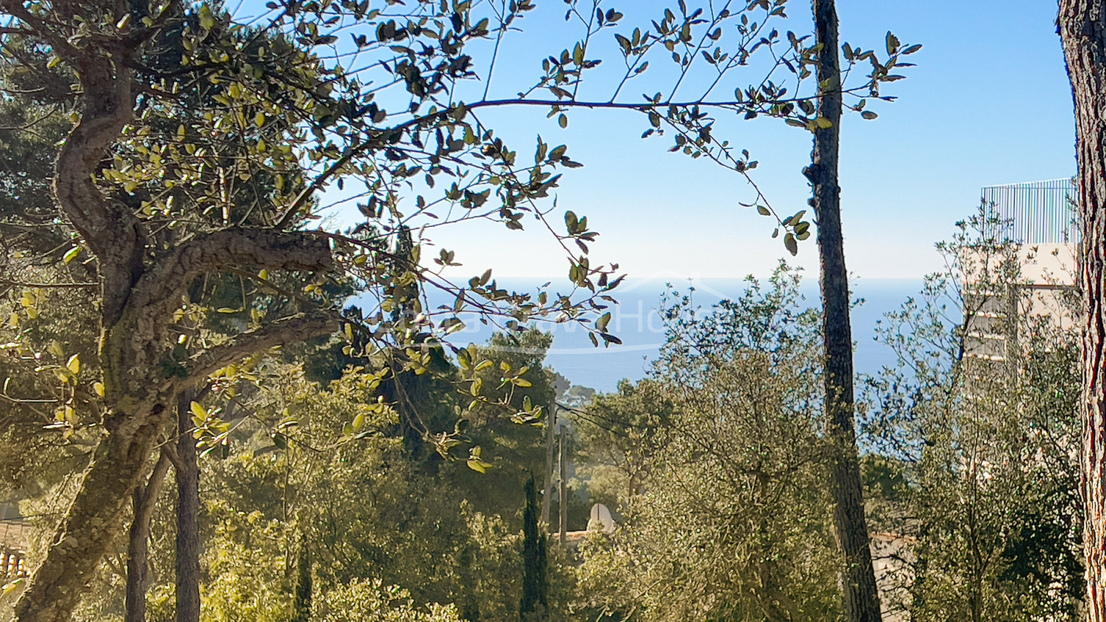 Terrain à vendre à Llafranc avec vue sur la mer et orientation est