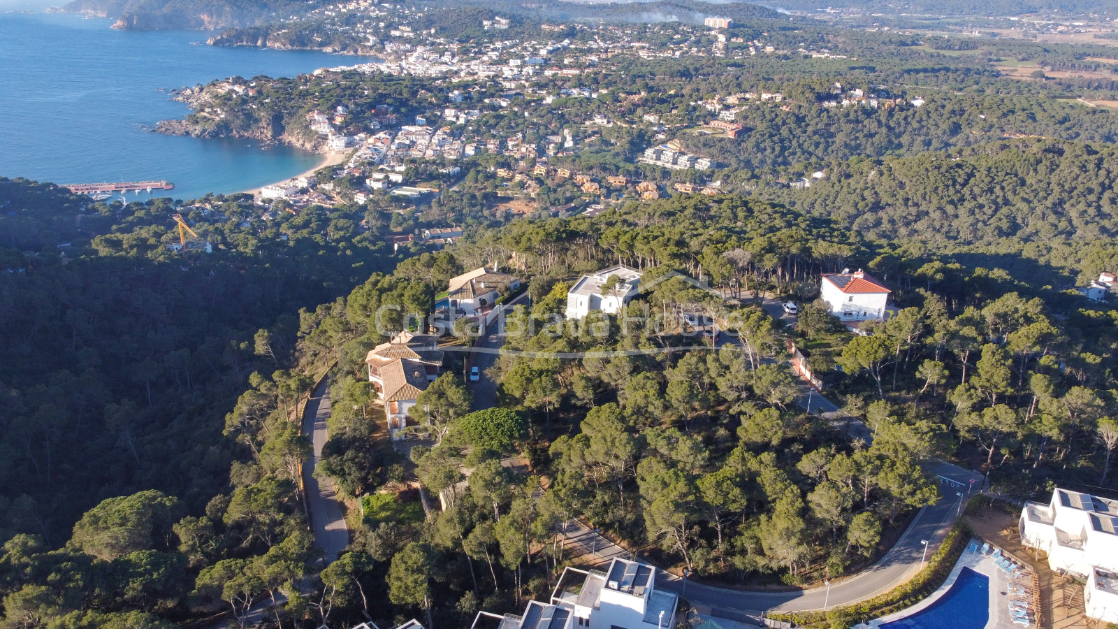 Terrain à vendre à Llafranc avec vue sur la mer et orientation est