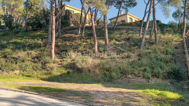 Plot for sale in Tamariu 5 minutes walking distance to the beach