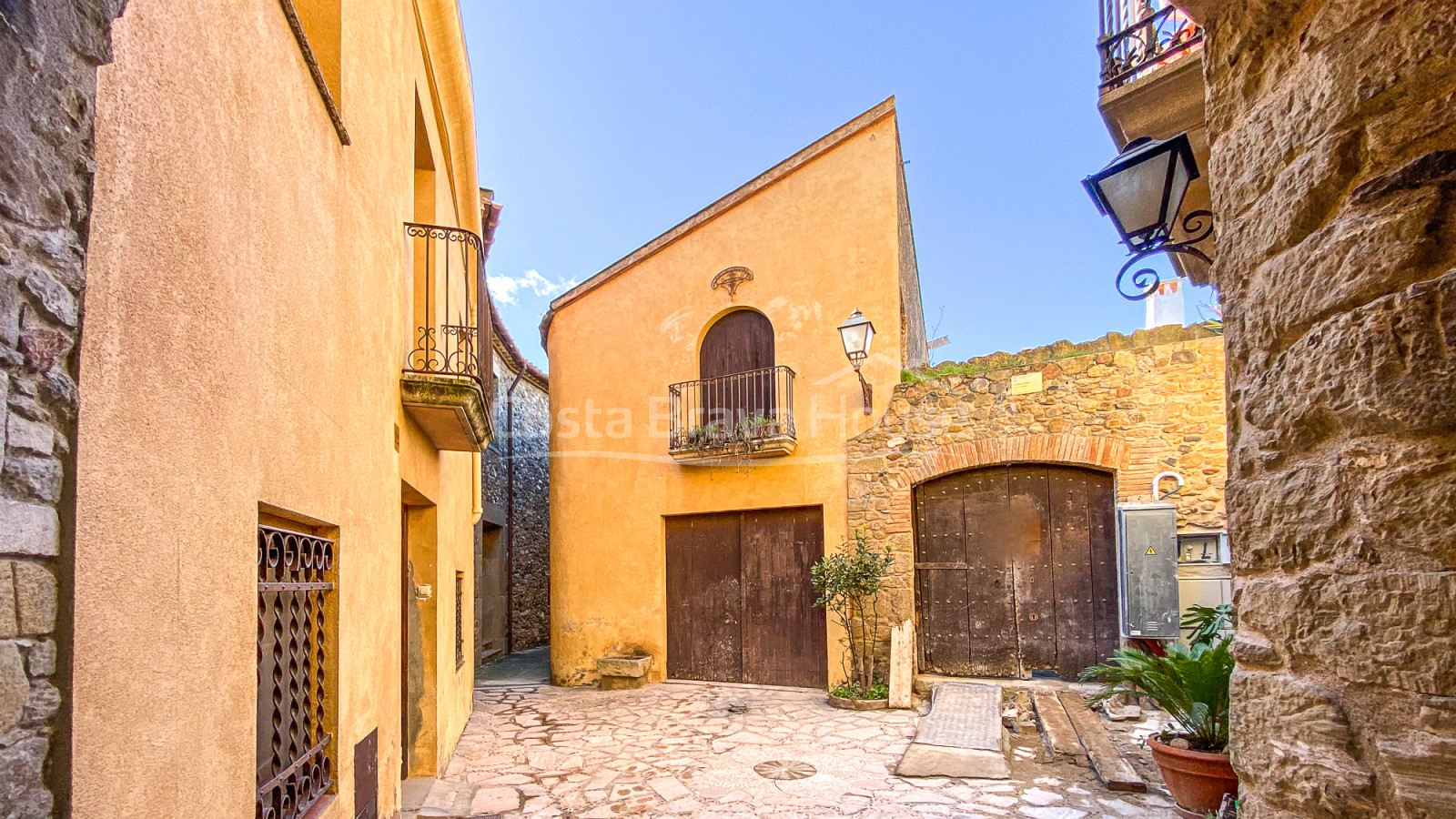 Casa de pedra per reformar a Corça, Baix Emporda