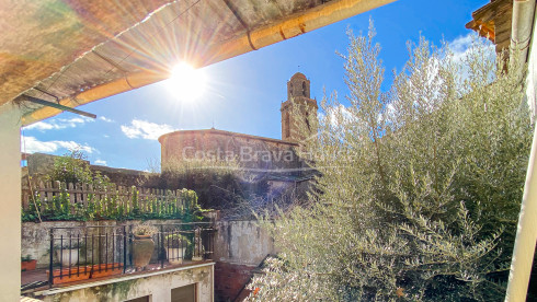 Casa de pedra per reformar a Corça, Baix Emporda