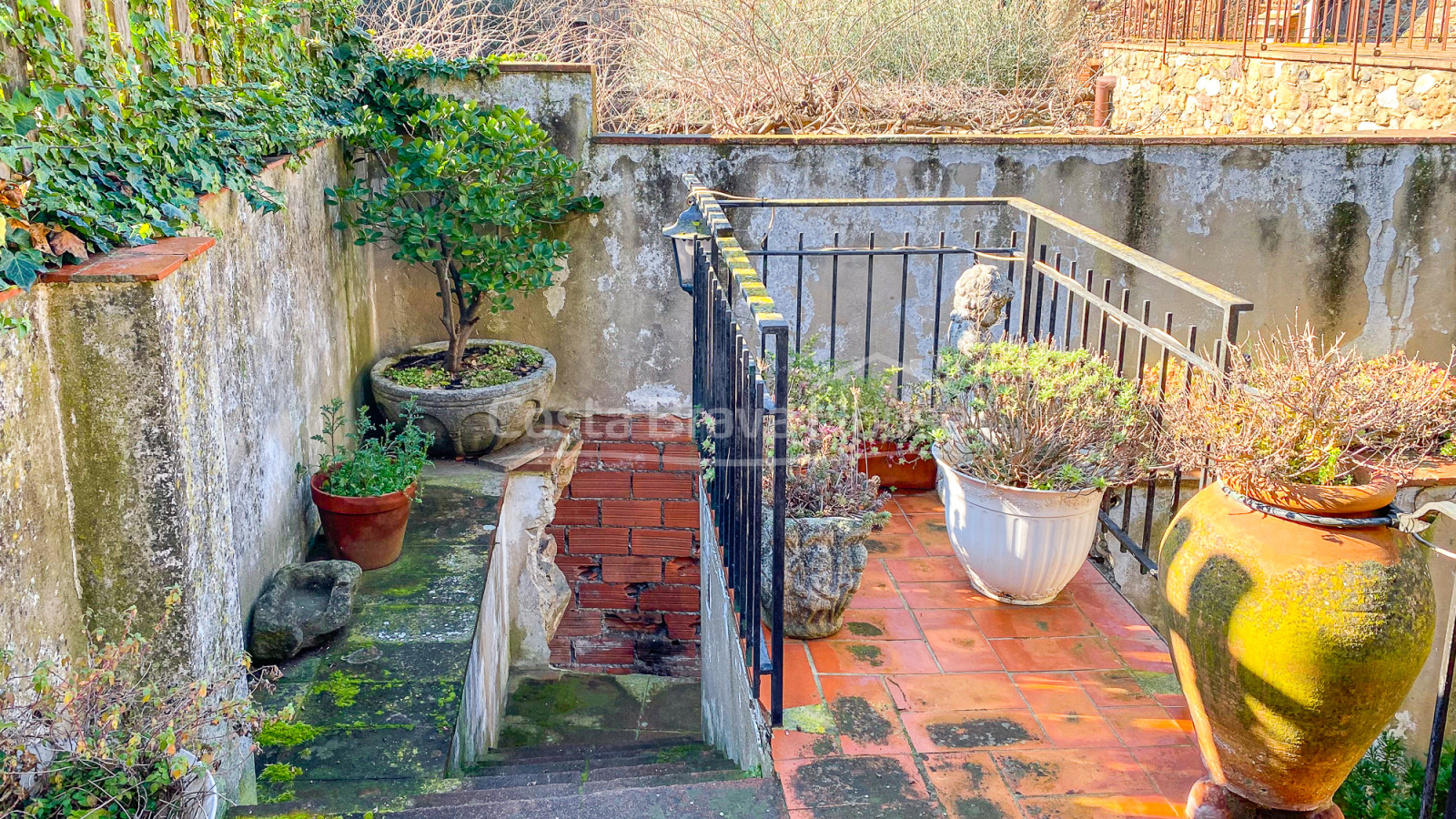 Stone house to reform in Corça, Baix Emporda