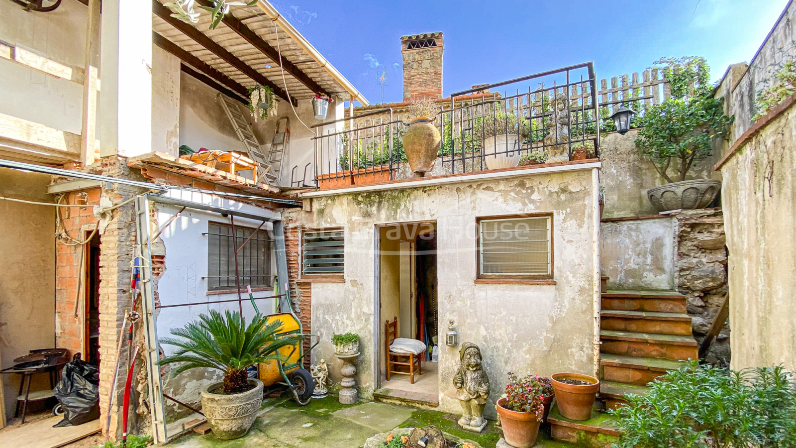 Casa de pedra per reformar a Corça, Baix Emporda