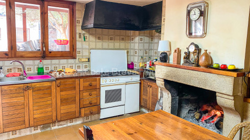 Casa de pedra per reformar a Corça, Baix Emporda