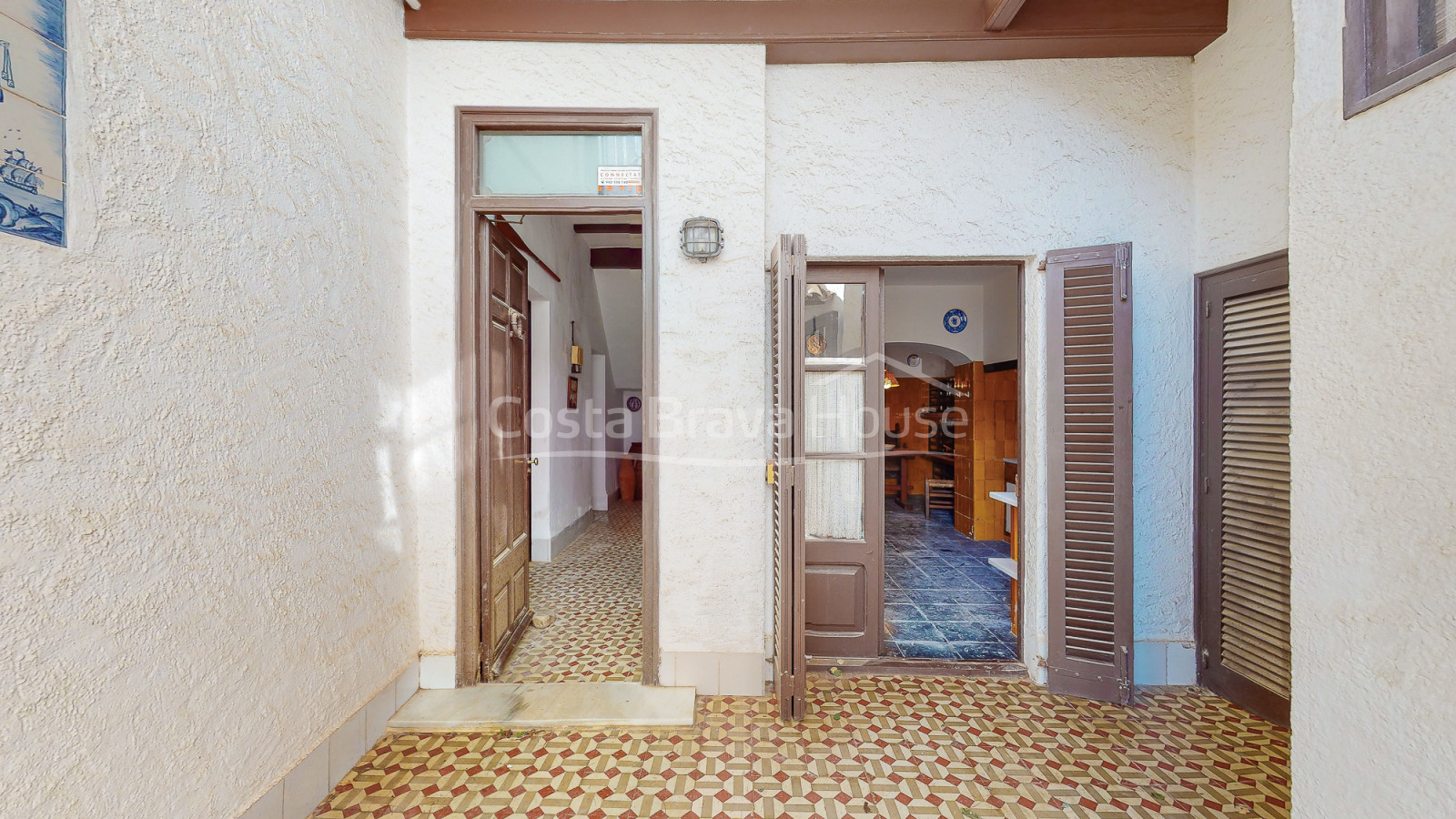 Casa en venda a Sa Tuna (Begur) a uns passos de la platja, amb impressionants vistes al mar