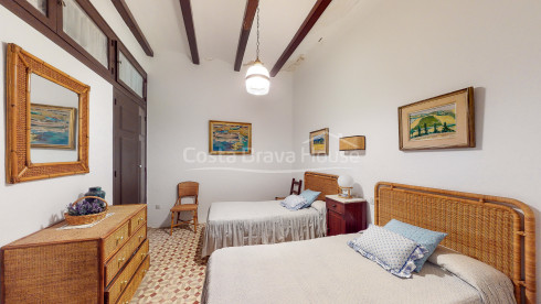 Casa en venta en Sa Tuna (Begur) a unos pasos de la playa, con impresionantes vistas al mar