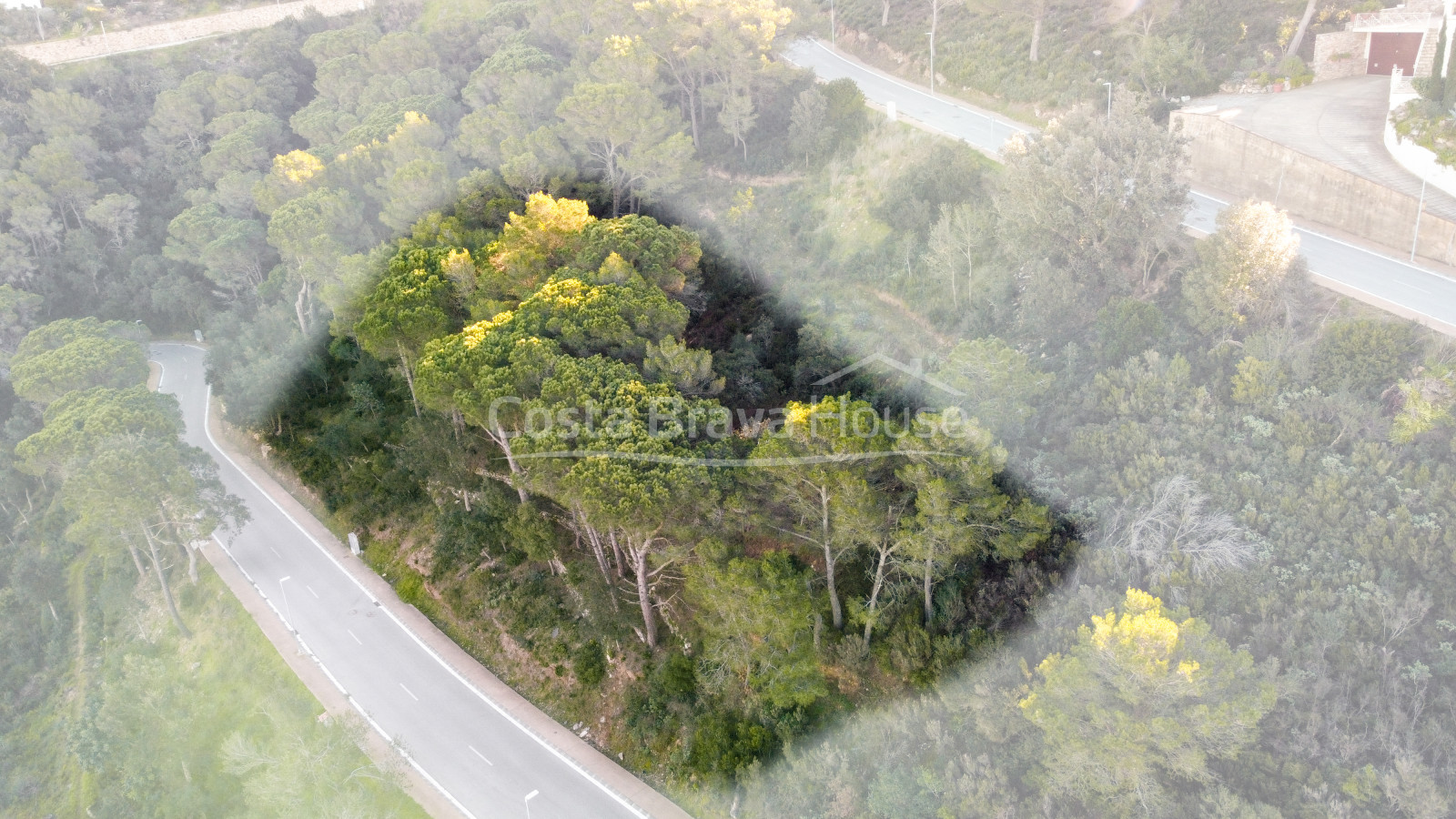 Terreno en venta a 10 minutos a pie del centro de Begur