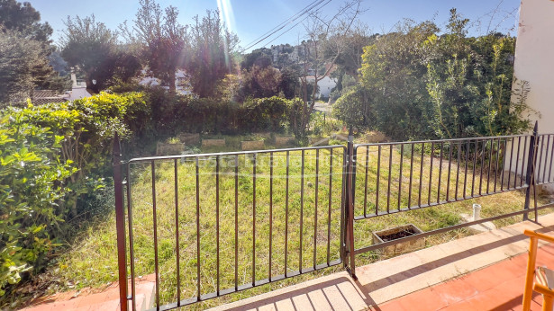 Apartamento con terraza y jardín en venta en Calella de Palafrugell