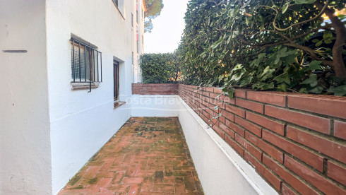 Apartament amb terrassa i jardí en venda a Calella de Palafrugell