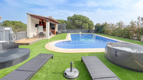 Luxury villa with pool in Calonge, Torre Valentina, Costa Brava