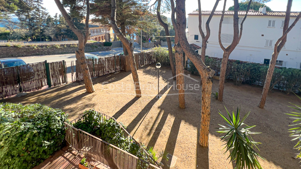 Apartment Calella Palafrugell close to beach, terrace and parking