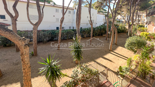 Apartment Calella Palafrugell close to beach, terrace and parking