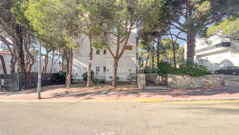 Apartamento Calella Palafrugell cerca playa, terraza y parking