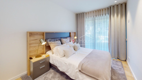 Nieuwbouwappartement met zeezicht te koop in Sa Riera (Begur)